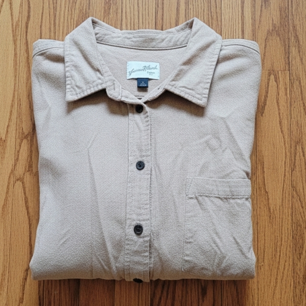 Universal Thread Tan Button-Up Shirt